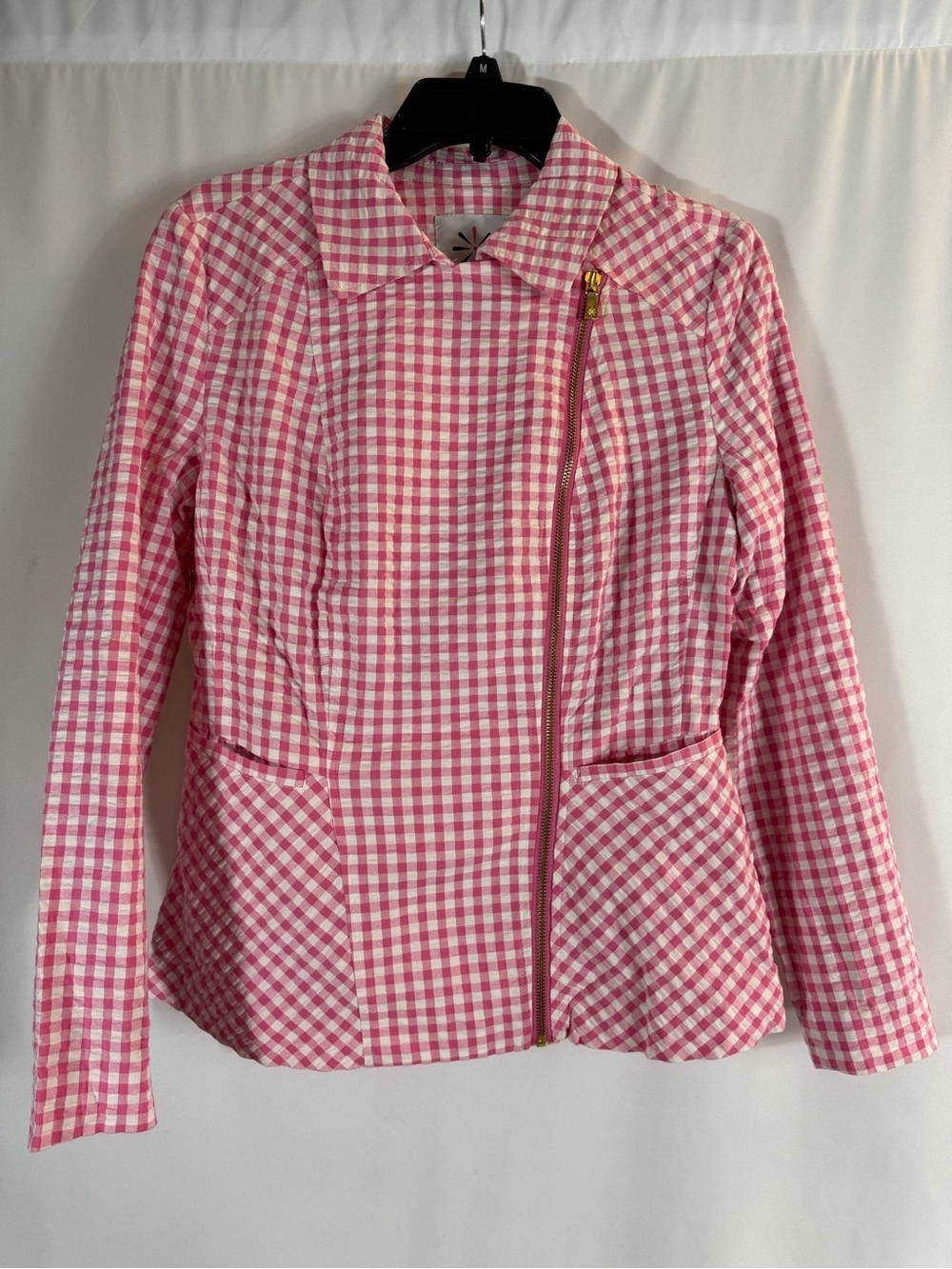 NWOT Isaac Mizrahi Live pink Gingham
Asymmetrical Zip Front Jacket, Size:4